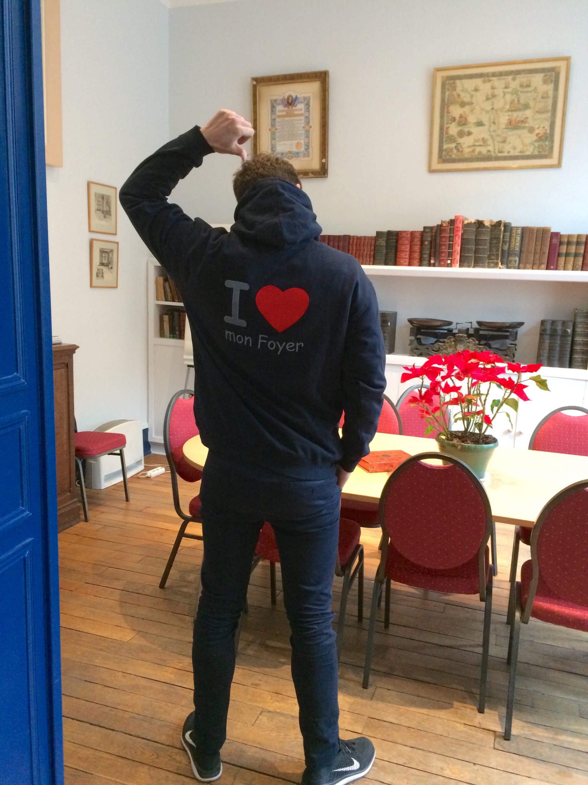 ilovemonfoyer scaled.jpg